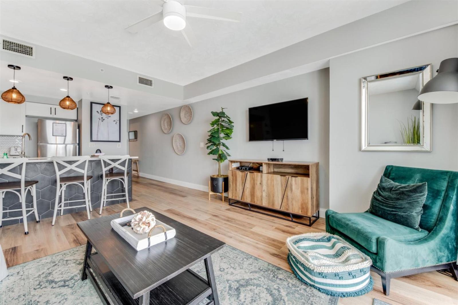Unit 707 Ocean Walk - 1 Bedroom Ocean Front Daytona Beach Exterior photo